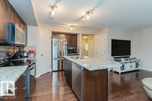 2423 Casselman Crescent, Edmonton, AB - Indoor Photo Showing Kitchen With Double Sink