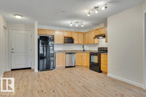 5103 7335 South Terwillegar Drive Nw, Edmonton, AB - Indoor Photo Showing Kitchen