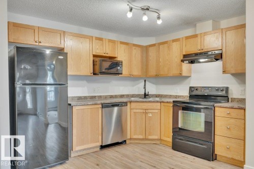 5103 7335 South Terwillegar Drive Nw, Edmonton, AB - Indoor Photo Showing Kitchen