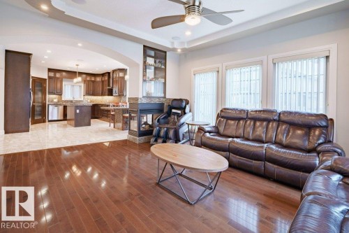6111 56 Avenue, Beaumont, AB - Indoor Photo Showing Living Room
