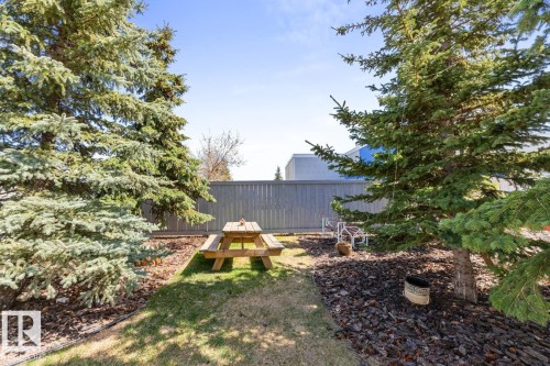 115 2208 44 Avenue, Edmonton, AB - Outdoor