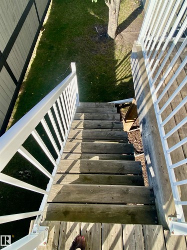 View of stairway - 403 178 Bridgeport Boulevard, Leduc, AB - Outdoor