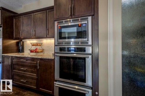 1005 Downey Way, Edmonton, AB - Indoor Photo Showing Kitchen