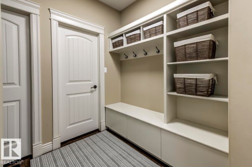 1005 Downey Way, Edmonton, AB - Indoor