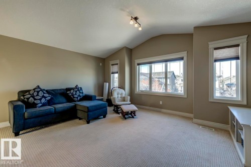 1005 Downey Way, Edmonton, AB - Indoor