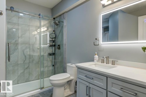 1005 Downey Way, Edmonton, AB - Indoor Photo Showing Bathroom