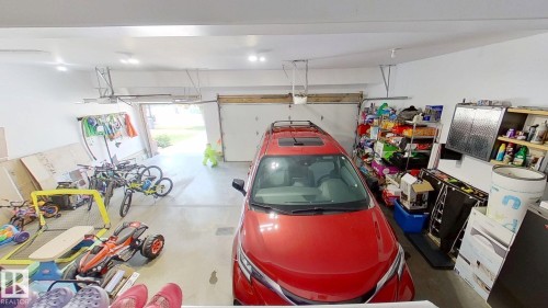 1005 Downey Way, Edmonton, AB - Indoor