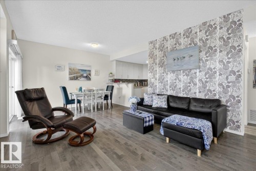 17 1179 Summerside Drive, Edmonton, AB - Indoor Photo Showing Living Room