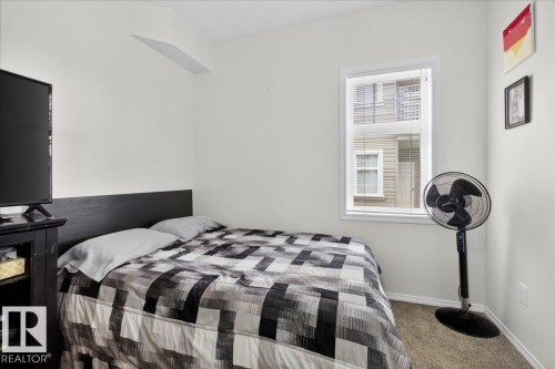 17 1179 Summerside Drive, Edmonton, AB - Indoor Photo Showing Bedroom
