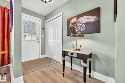 4664 16A Avenue, Edmonton, AB - Indoor Photo Showing Other Room