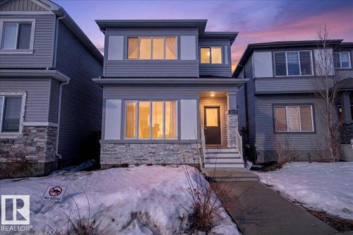 9876 206 Street NW  Edmonton, AB T5T 7L5