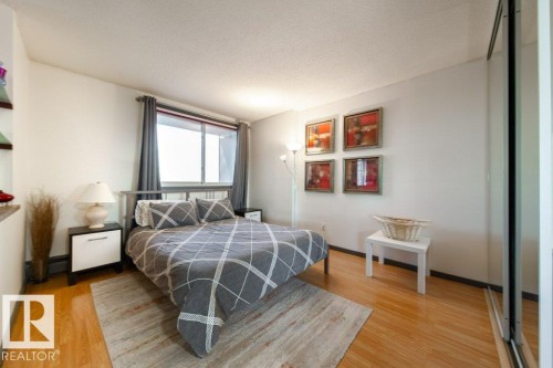 1007 9028 Jasper Avenue, Edmonton, AB - Indoor Photo Showing Bedroom