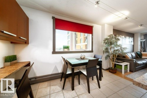 1007 9028 Jasper Avenue, Edmonton, AB - Indoor Photo Showing Dining Room