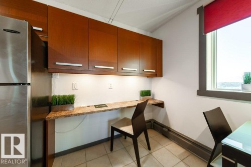 1007 9028 Jasper Avenue, Edmonton, AB - Indoor