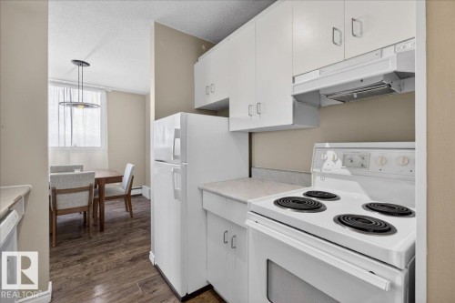 1306 11007 83 Avenue, Edmonton, AB - Indoor Photo Showing Kitchen