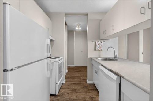 1306 11007 83 Avenue, Edmonton, AB - Indoor Photo Showing Kitchen