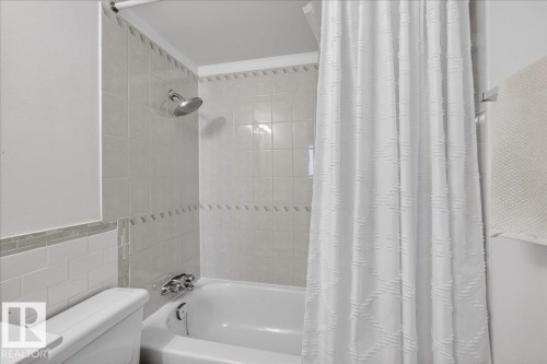1306 11007 83 Avenue, Edmonton, AB - Indoor Photo Showing Bathroom