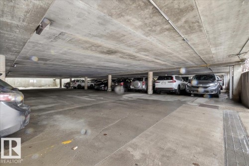 1306 11007 83 Avenue, Edmonton, AB - Indoor Photo Showing Garage