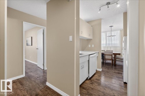 1306 11007 83 Avenue, Edmonton, AB - Indoor Photo Showing Kitchen