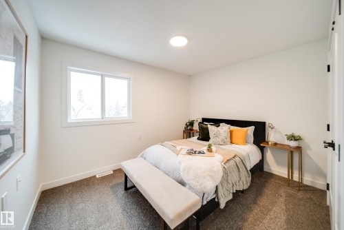 17751 95 Street, Edmonton, AB - Indoor Photo Showing Bedroom