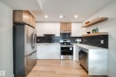 17751 95 Street, Edmonton, AB  - Indoor Photo Showing Kitchen With Stainless Steel Kitchen With Upgraded Kitchen 