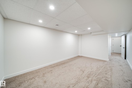 17751 95 Street, Edmonton, AB - Indoor