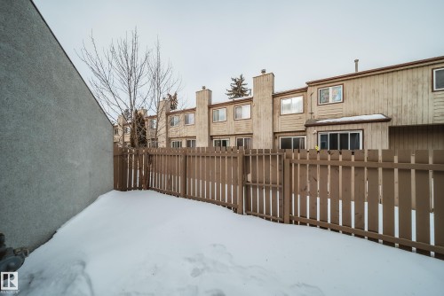 17751 95 Street, Edmonton, AB - Outdoor