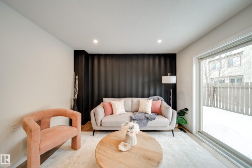 17751 95 Street, Edmonton, AB - Indoor