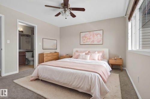 5258 20 Avenue, Edmonton, AB - Indoor Photo Showing Bedroom