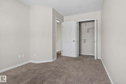 5258 20 Avenue, Edmonton, AB - Indoor Photo Showing Other Room