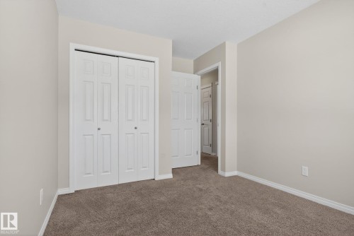 5258 20 Avenue, Edmonton, AB - Indoor