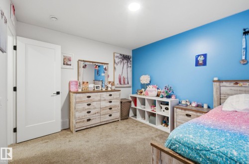 48 Riverhill Crescent, St. Albert, AB - Indoor Photo Showing Bedroom