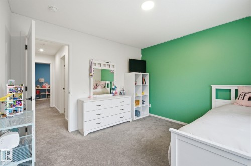 48 Riverhill Crescent, St. Albert, AB - Indoor Photo Showing Bedroom