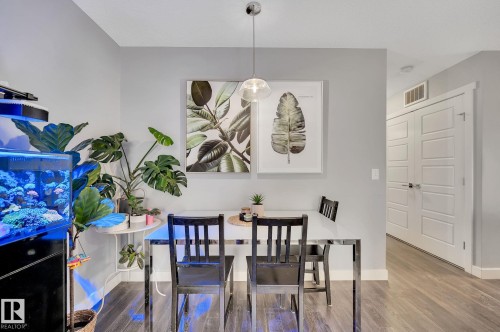 10 1530 Tamarack Boulevard, Edmonton, AB - Indoor Photo Showing Dining Room
