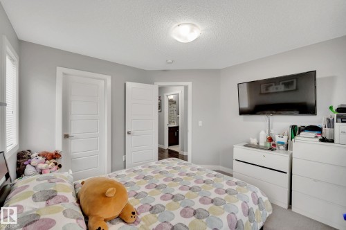 10 1530 Tamarack Boulevard, Edmonton, AB - Indoor Photo Showing Bedroom
