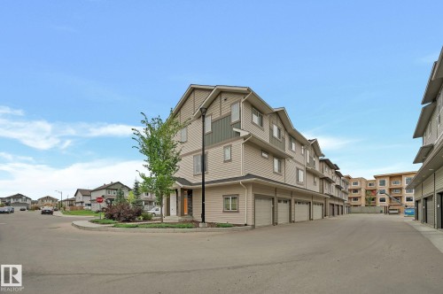 10 1530 Tamarack Boulevard, Edmonton, AB - Outdoor