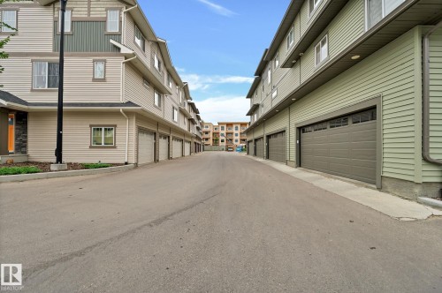 10 1530 Tamarack Boulevard, Edmonton, AB - Outdoor With Exterior