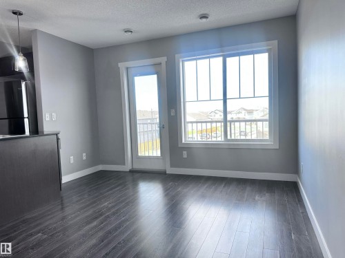 10 1530 Tamarack Boulevard, Edmonton, AB - Indoor Photo Showing Other Room