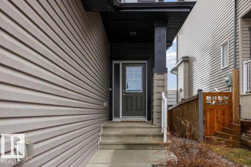 1057 Coopers Hawk Link, Edmonton, AB - Outdoor