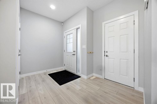 1057 Coopers Hawk Link, Edmonton, AB - Indoor Photo Showing Other Room