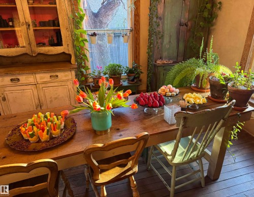 7024 105A Street, Edmonton, AB - Indoor