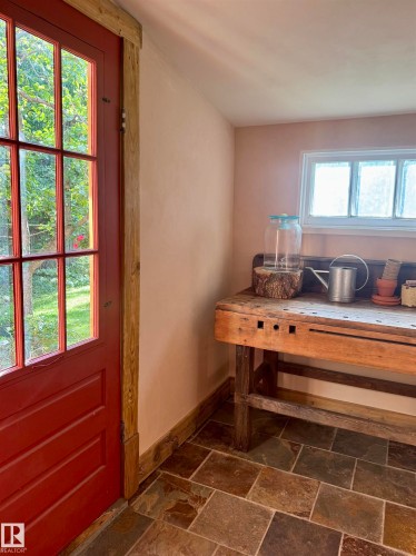 7024 105A Street, Edmonton, AB - Indoor Photo Showing Other Room