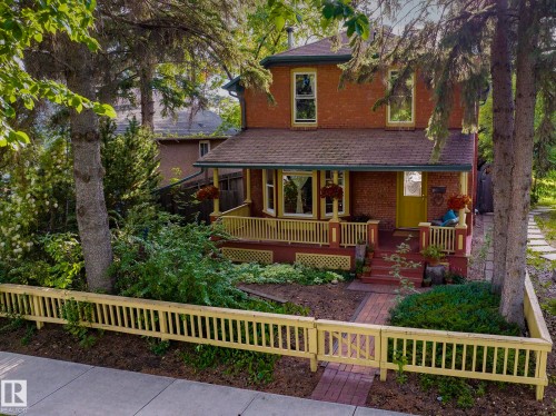 7024 105A Street, Edmonton, AB - Outdoor With Deck Patio Veranda