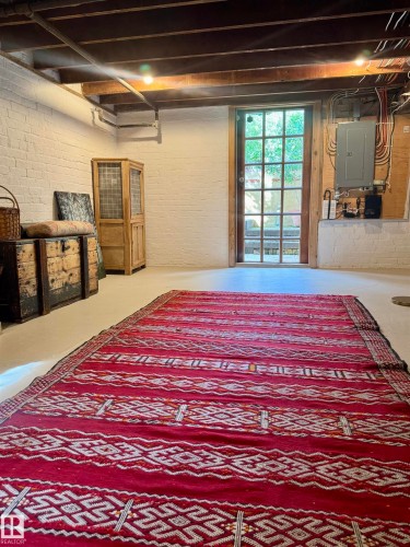 7024 105A Street, Edmonton, AB - Indoor Photo Showing Other Room