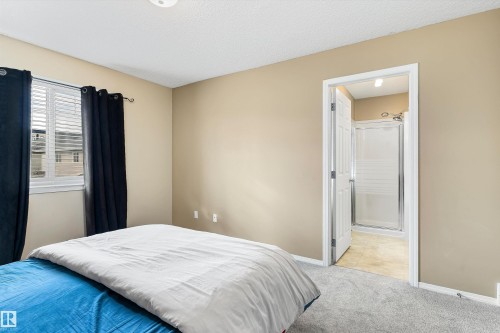 73 1428 Hodgson Way, Edmonton, AB - Indoor Photo Showing Bedroom