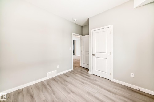 3323 Roy Brown Way, Edmonton, AB - Indoor Photo Showing Other Room