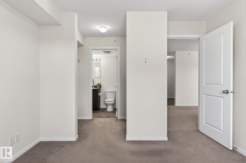 227 5370 Chappelle Road, Edmonton, AB - Indoor Photo Showing Other Room