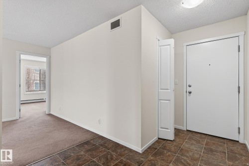 227 5370 Chappelle Road, Edmonton, AB - Indoor Photo Showing Other Room