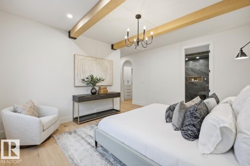 10519 138 Street, Edmonton, AB - Indoor Photo Showing Bedroom