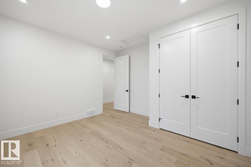 10519 138 Street, Edmonton, AB - Indoor Photo Showing Other Room